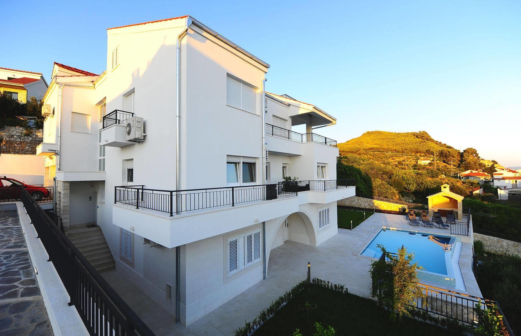 The One Resort Ποντστράνα Εξωτερικό φωτογραφία