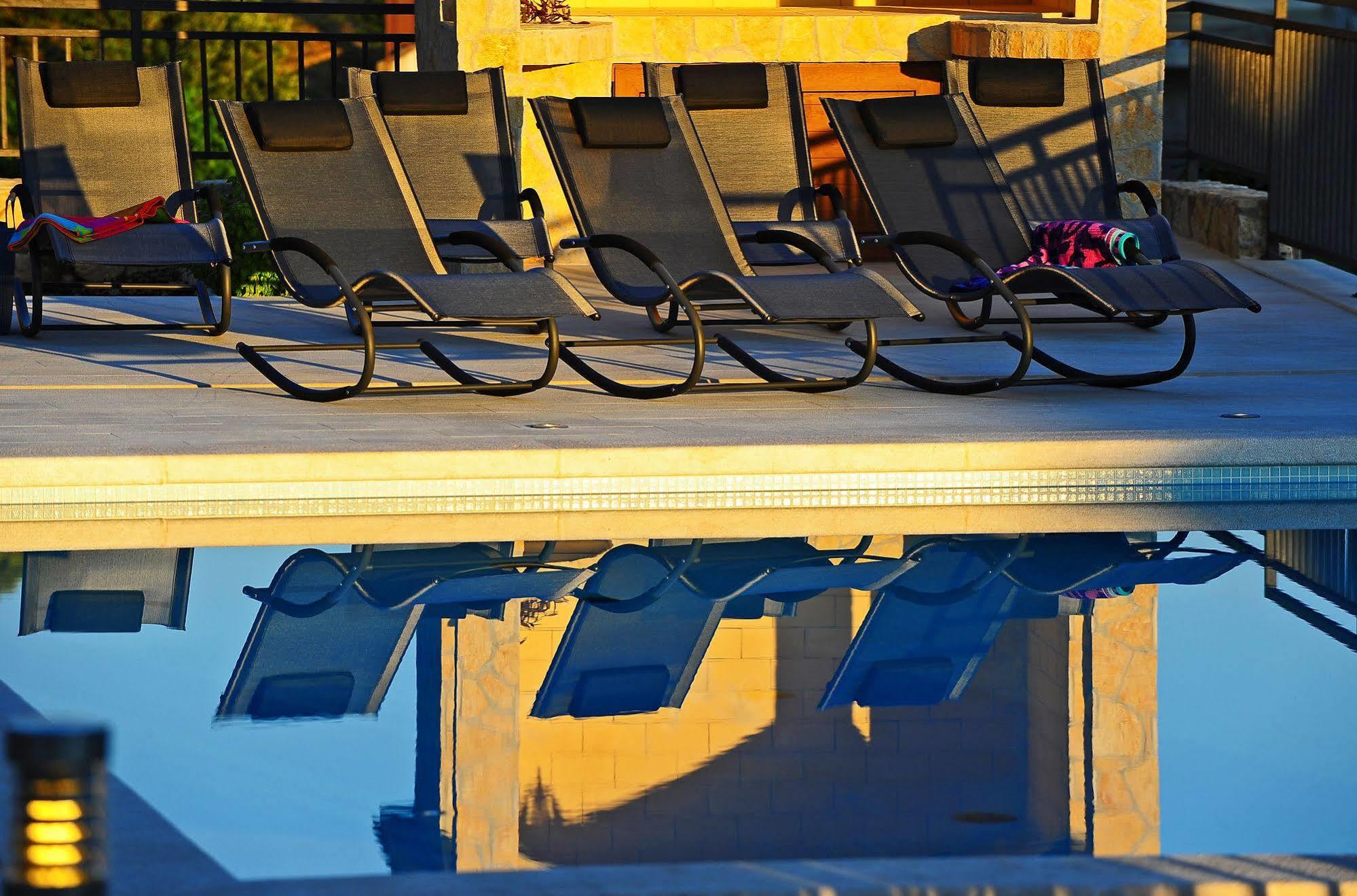 The One Resort Ποντστράνα Εξωτερικό φωτογραφία